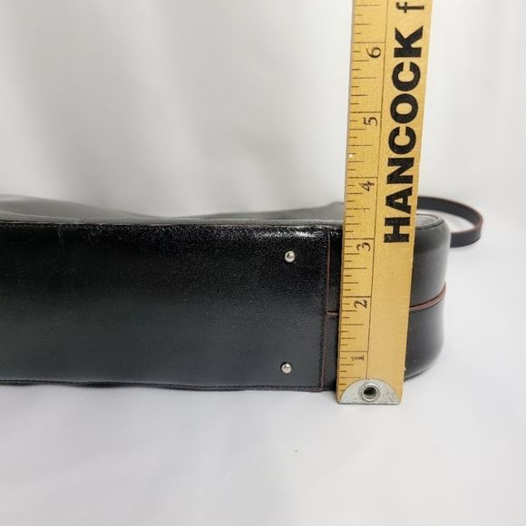 HOBO Brand Smooth Leather Shoulder Bag - Picture 7 of 11